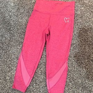Peloton Mother’s Day leggings. EUC